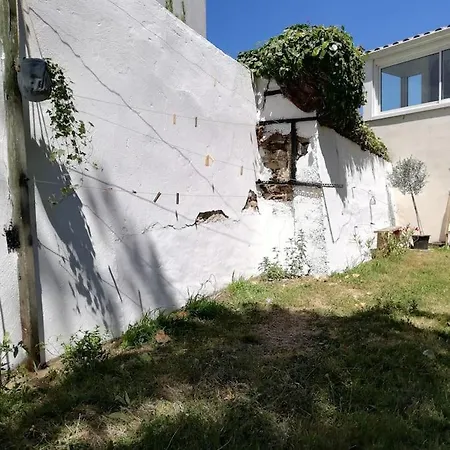 Maison Chaleureuse Entre Mer Et Campagne. * Landevieille